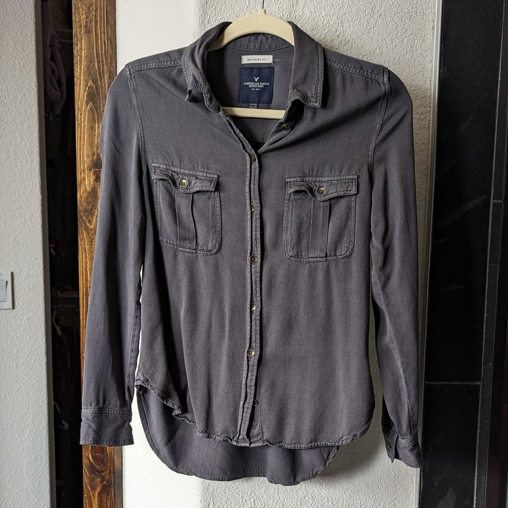 American Eagle Boyfriend Fit Button Up Down